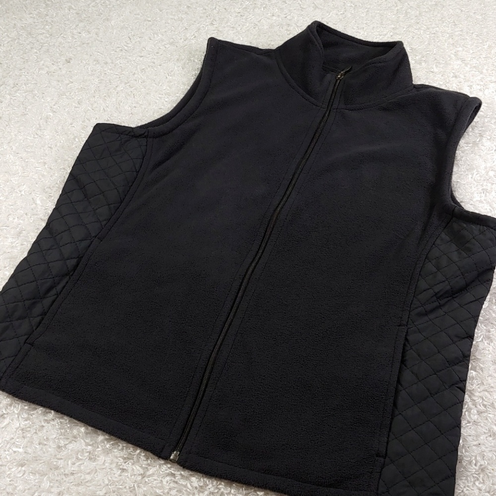Columbia Women's Black Fleece Vest